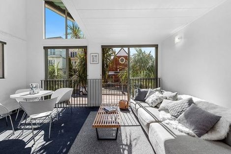 Photo of property in Qba Apartments, 1u/51 Webb Street, Mount Cook, Wellington, 6011