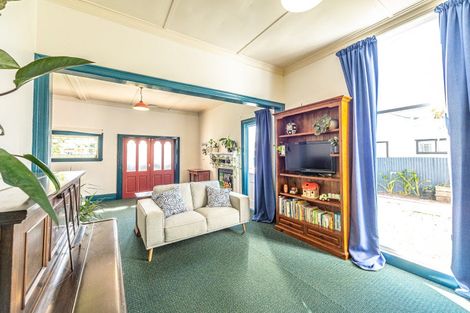 Photo of property in 27 Niblett Street, Whanganui, 4500