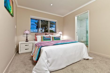 Photo of property in 285 Don Buck Road, Massey, Auckland, 0614