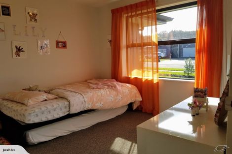 Photo of property in 2 Millbrae Place, Pokeno, 2402