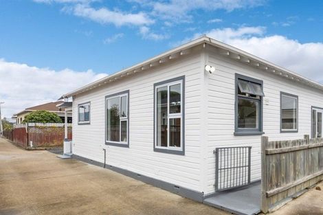 Photo of property in 26a Hargest Crescent, Saint Kilda, Dunedin, 9012