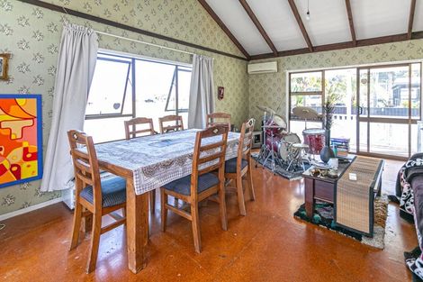 Photo of property in 348 Wharf Road, Coromandel, 3506