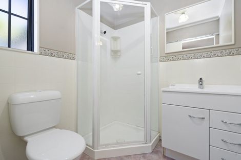 Photo of property in 31 Matauwhi Road, Russell, 0202