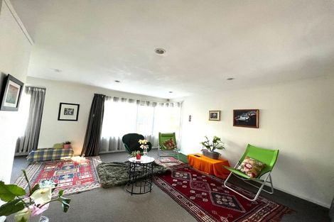 Photo of property in 1/60a Lynden Avenue, Hillcrest, Auckland, 0627