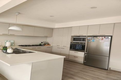 Photo of property in 7 Vigour Lane, Papakura, 2110