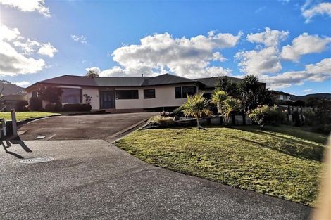 Photo of property in 34 Birkinshaw Grove, Riverstone Terraces, Upper Hutt, 5018