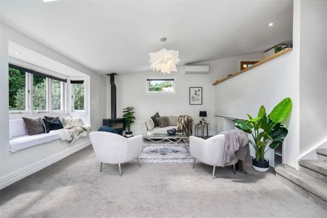 Photo of property in 151 Glenfield Road, Hillcrest, Auckland, 0626