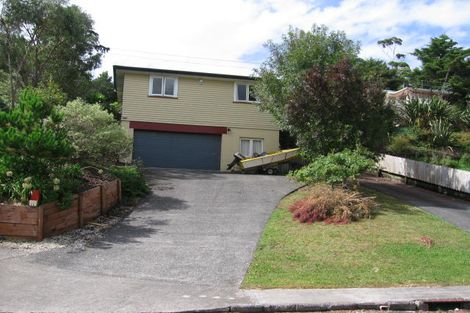 Photo of property in 11 Rangeview Road, Sunnyvale, Auckland, 0612