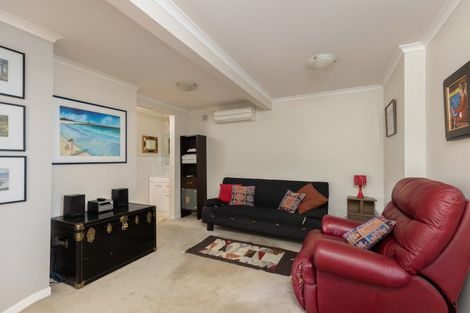 Photo of property in 56 Queens Road, Stepneyville, Nelson, 7010