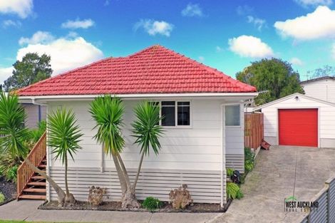 Photo of property in 40 Hindmarsh Street, Henderson, Auckland, 0612