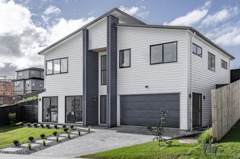 Photo of property in 8 Celestial Crescent, Orewa, 0931