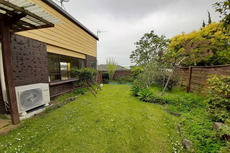 Photo of property in 2/58 Hayr Road, Three Kings, Auckland, 1042