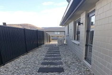 Photo of property in 2 Silver Street, Lower Shotover, Queenstown, 9304