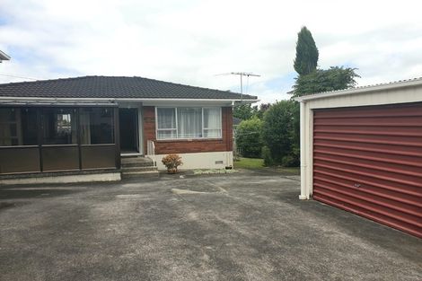 Photo of property in 3/62 Moana Avenue, One Tree Hill, Auckland, 1061