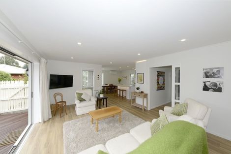 Photo of property in 2/11 Ludecke Place, Sockburn, Christchurch, 8042