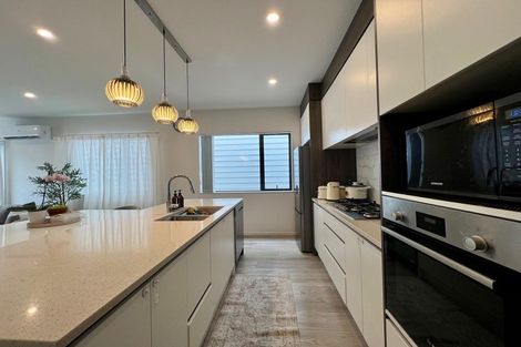 Photo of property in 12 Kairakau Street, Takanini, 2110