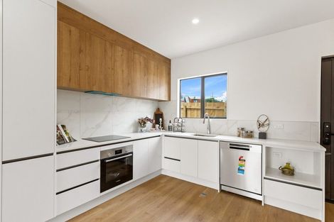 Photo of property in 20a Fairdene Avenue, Henderson, Auckland, 0610