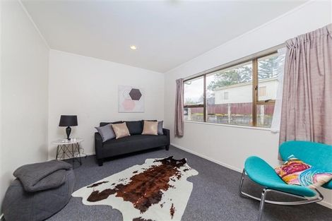 Photo of property in 2/31 Bowater Place, Manurewa, Auckland, 2102