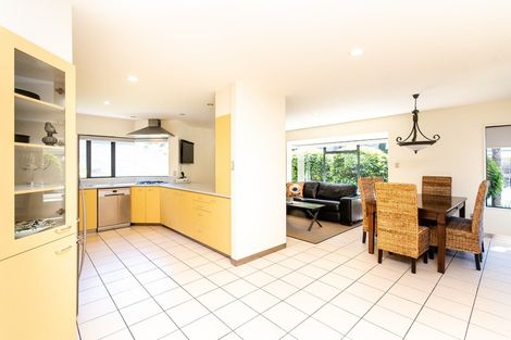 Photo of property in 145 Milton Road, Bluff Hill, Napier, 4110
