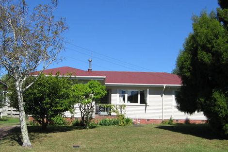 Photo of property in 3 Kokiri Street, Te Atatu South, Auckland, 0610