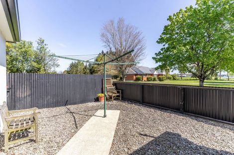 Photo of property in 76 Great North Road, Winton, 9720