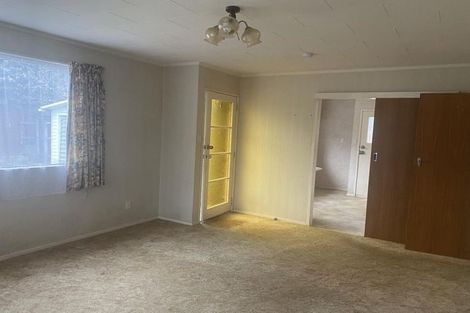 Photo of property in 2 Garnet Grove, Birchville, Upper Hutt, 5018