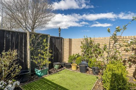 Photo of property in Yaldhurst Courts, 1/372 Yaldhurst Road, Russley, Christchurch, 8042