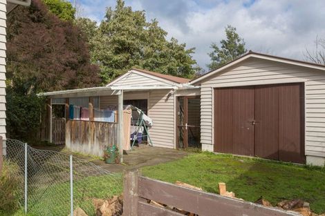 Photo of property in 35 Cadman Street, Dannevirke, 4930