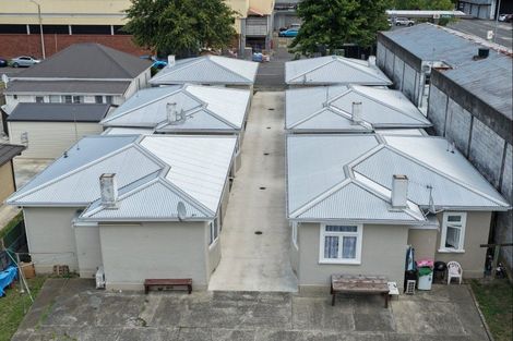 Photo of property in 402a Queen Street East, Hastings, 4122