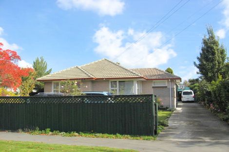 Photo of property in 51 Hounslow Street, Ilam, Christchurch, 8041