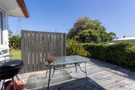 Photo of property in 126 Archibald Road, Kelston, Auckland, 0602