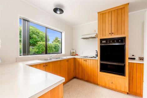 Photo of property in 35 Ngaio Road, Waikanae, 5036