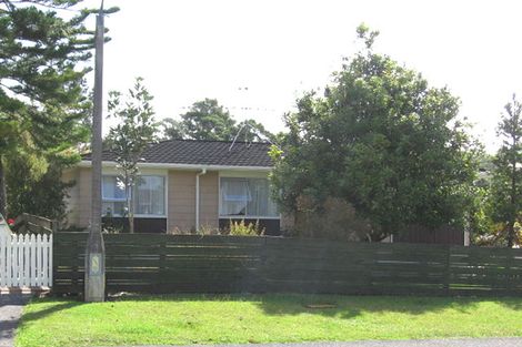 Photo of property in 57 Allington Road, Massey, Auckland, 0614