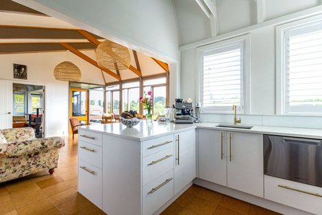 Photo of property in 82 Douglas Street, Highfield, Timaru, 7910