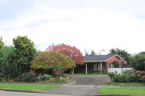 Photo of property in 4 Wakefield Grove, Waikanae, 5036