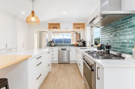 Photo of property in 11 Spinnaker Drive, Whitby, Porirua, 5024