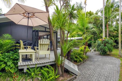 Photo of property in 28 Florance Avenue, Russell, 0202