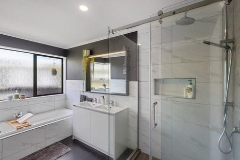 Photo of property in 26 Forrester Drive, Welcome Bay, Tauranga, 3112