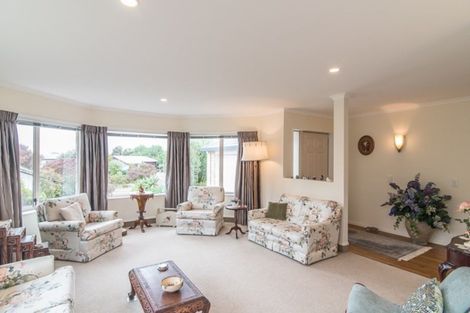 Photo of property in 10 Barrett Drive, Waikanae Beach, Waikanae, 5036