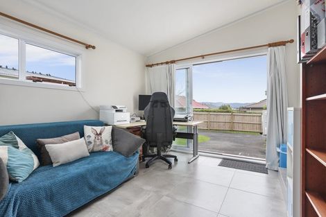 Photo of property in 2/56 James Laurie Street, Henderson, Auckland, 0612