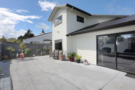 Photo of property in 1 William Street, Marton, 4710