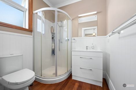 Photo of property in 5-7 Mahoe Street, Eastbourne, Lower Hutt, 5013