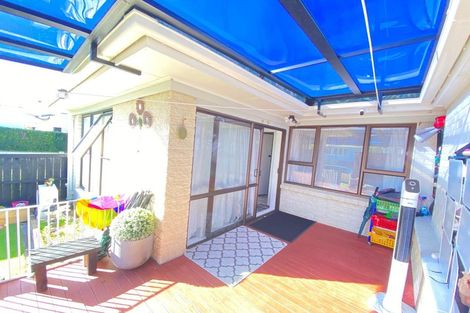 Photo of property in 2/30 Union Street, Papakura, 2110