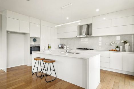 Photo of property in 116 Glendhu Road, Bayview, Auckland, 0629