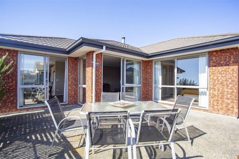 Photo of property in 5 Ruataniwha Drive, Collingwood, 7073