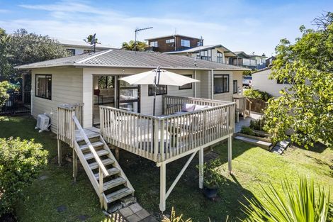 Photo of property in 63b Albatross Road, Red Beach, 0932