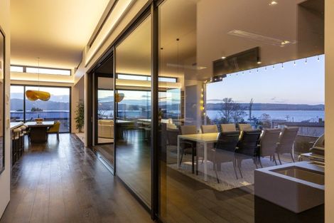 Photo of property in 35 Pukenamu Road, Rainbow Point, Taupo, 3330