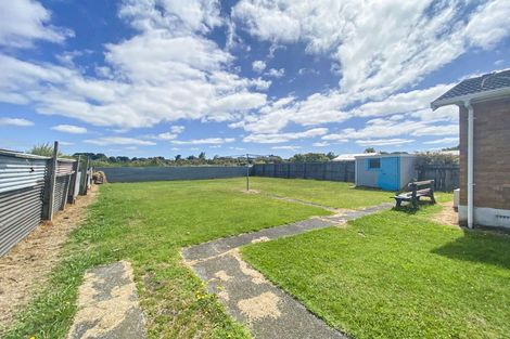 Photo of property in 63 Titoki Street, Castlecliff, Whanganui, 4501
