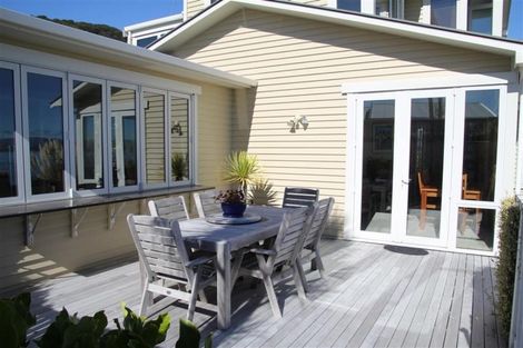 Photo of property in 7 Maire Street, Eastbourne, Lower Hutt, 5013