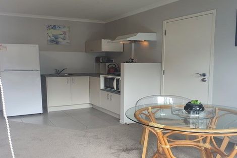 Photo of property in 13 Andre Rise, Stanmore Bay, Whangaparaoa, 0932